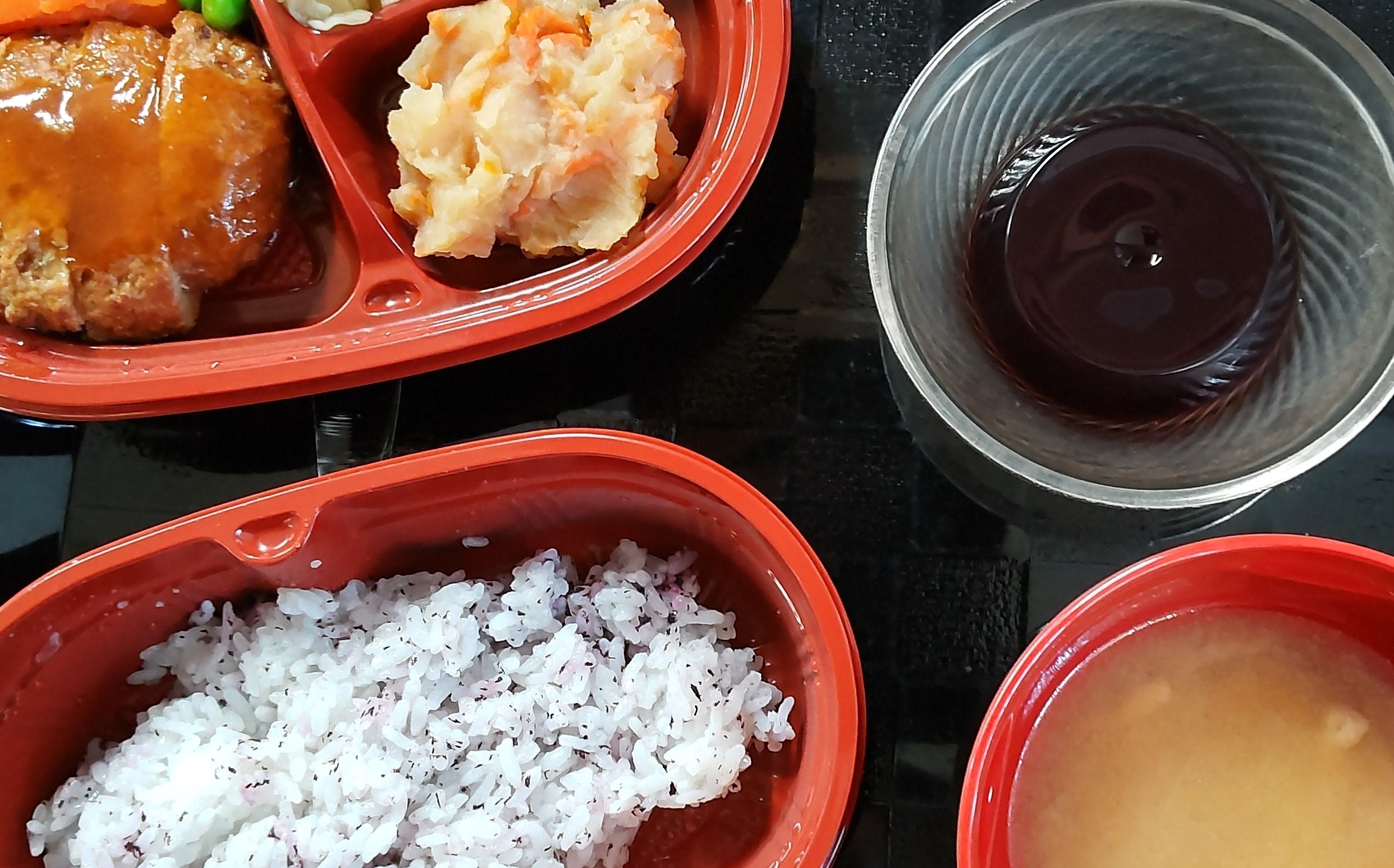 月1回の駅弁提供